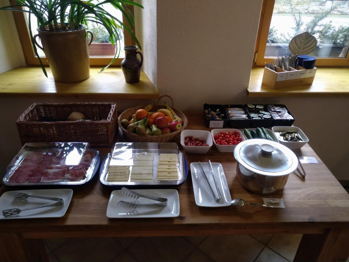 Pension Schwalbenhof Gestut Bartos Lommatzsch 外观 照片